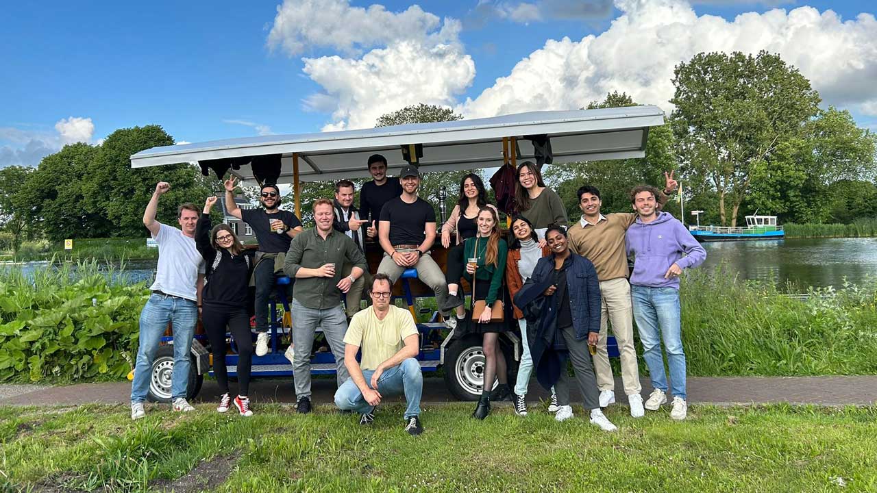Beer Bike Amsterdam group tour